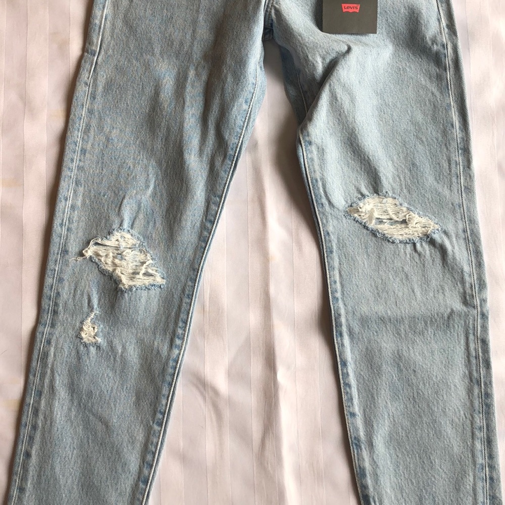 Levi’s wedgie light wash denim jeans - Picture 4 of 12